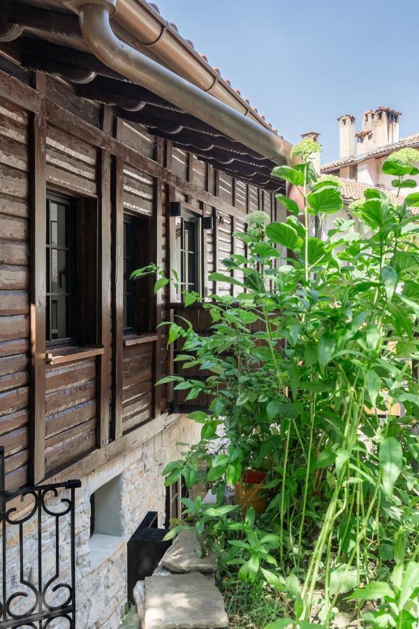 Bridges Residence Veliko Tărnovo Esterno foto
