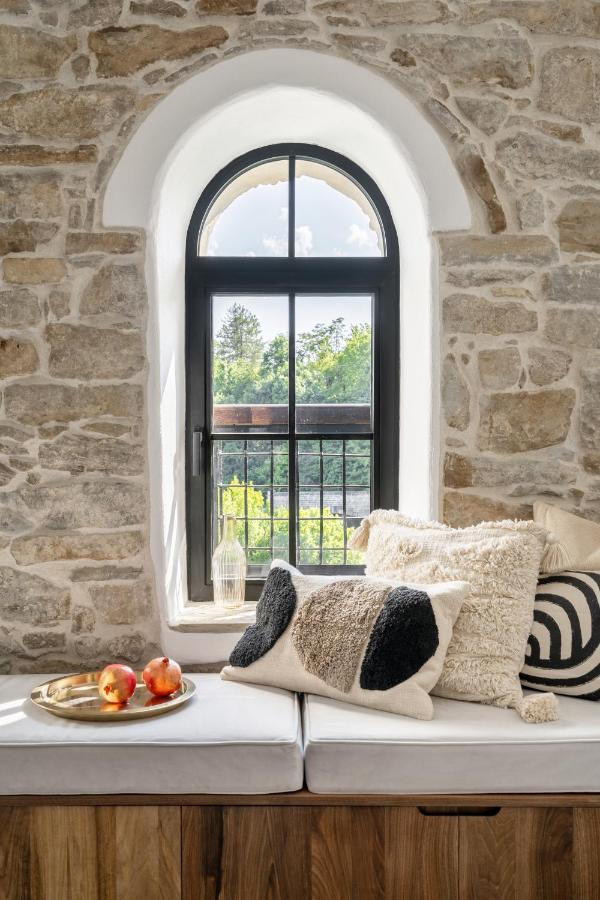 Bridges Residence Veliko Tărnovo Esterno foto